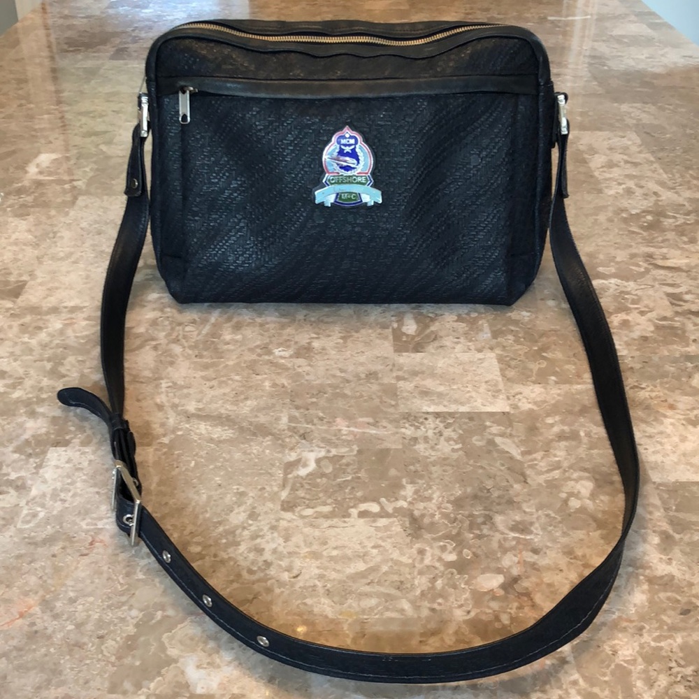 AMAZING MCM VINTAGE CROSSBODY!!